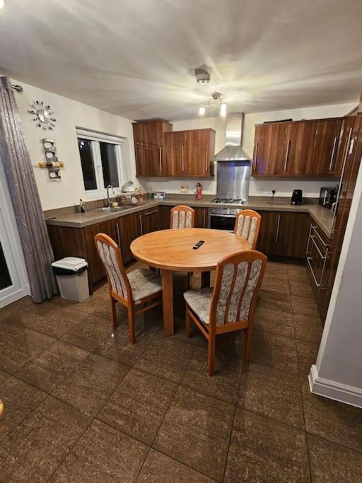 Relaxing Townhouse Apartment Derby